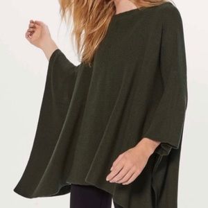 Lululemon Pancho Dark Olive Size Small